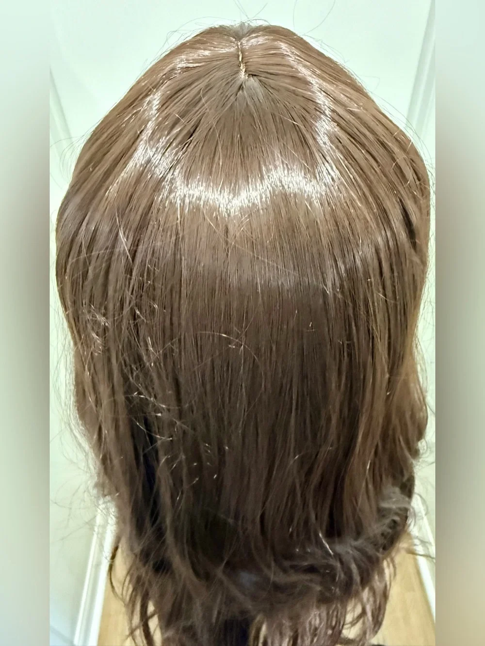 HAIR, 26” Wavy Center Part with Bangs with accessories, Brown